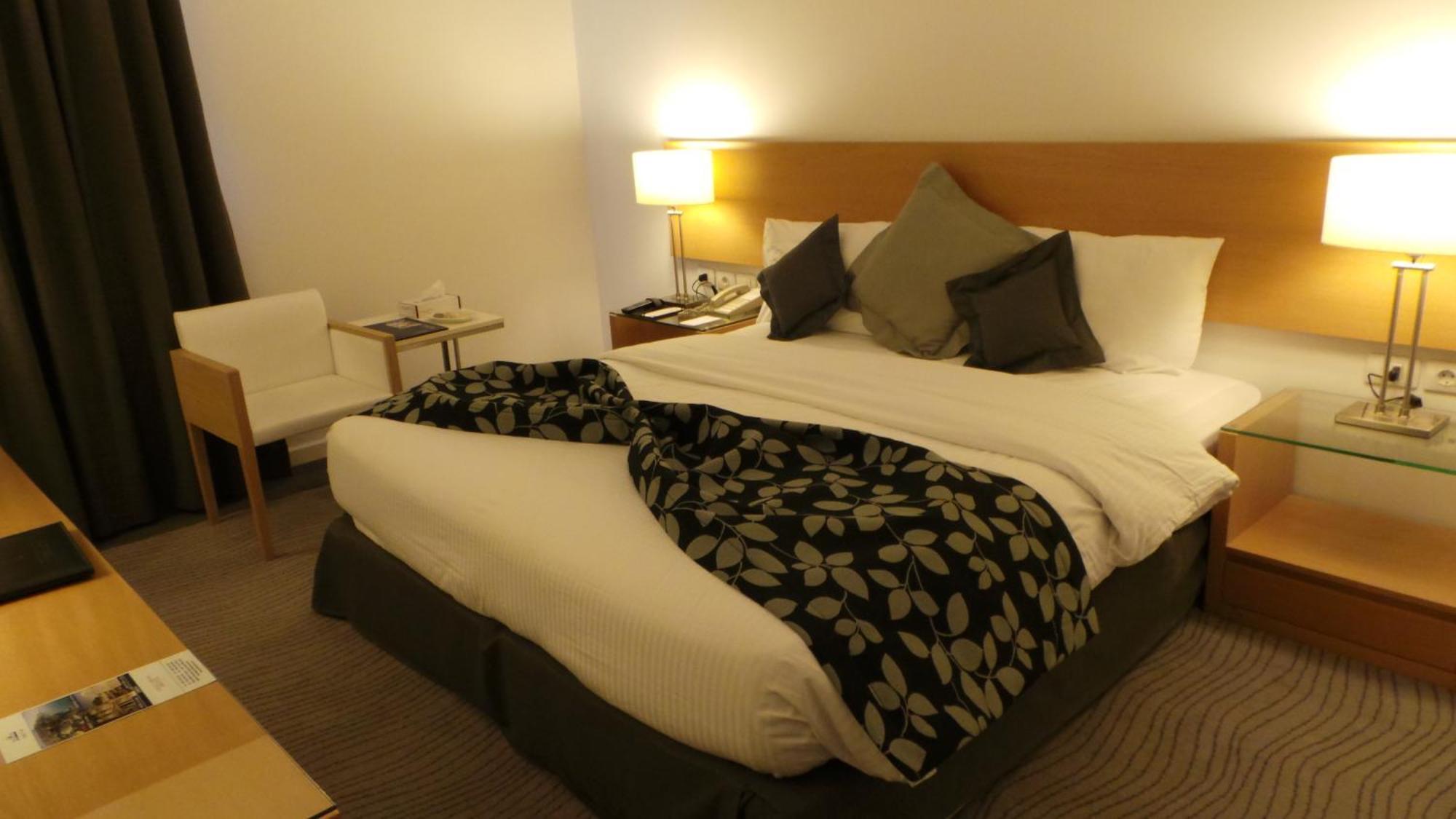 Deluxe Room,1213670941:JPEG